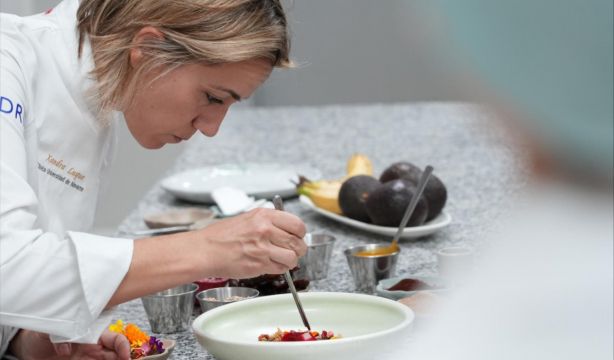 Xandra Luque es la chef de la Clínica Universidad de Navarra en Madrid y este año ha sido distinguida como embajadora de los alimentos regionales de la Comunidad de Madrid.