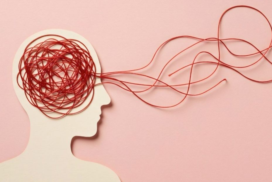 La carga de los cuidados daña la salud mental de las mujeres. Fuente: Europa Press.