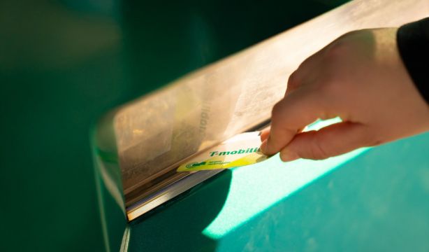 EuropaPress 6760573 targeta sistema contacto t mobilitat