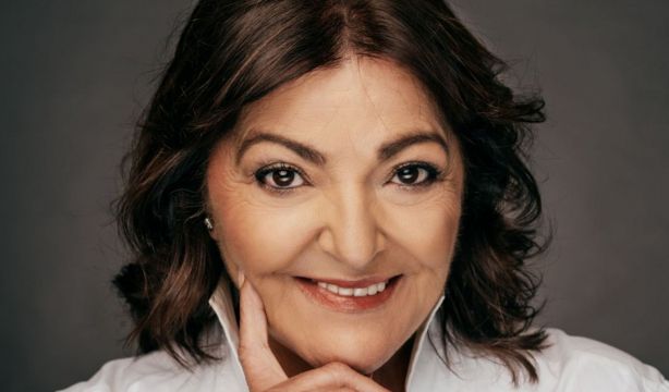 Charo Reina pone voz a la iniciativa 'Frente a Frente' para frenar el edadismo (ASISPA)
