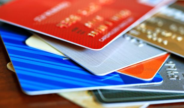 Herencias: qué puedes hacer si un hermano saca dinero de la cuenta de tus padres