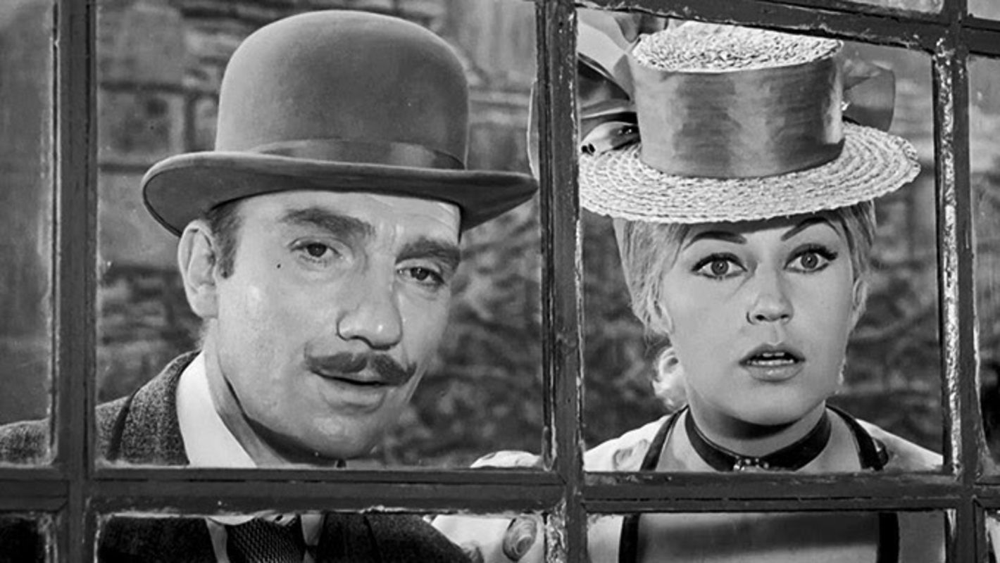 Sólo para hombres', la sátira feminista de Fernando Fernán Gómez, disponible en FlixOlé​​​​​​​