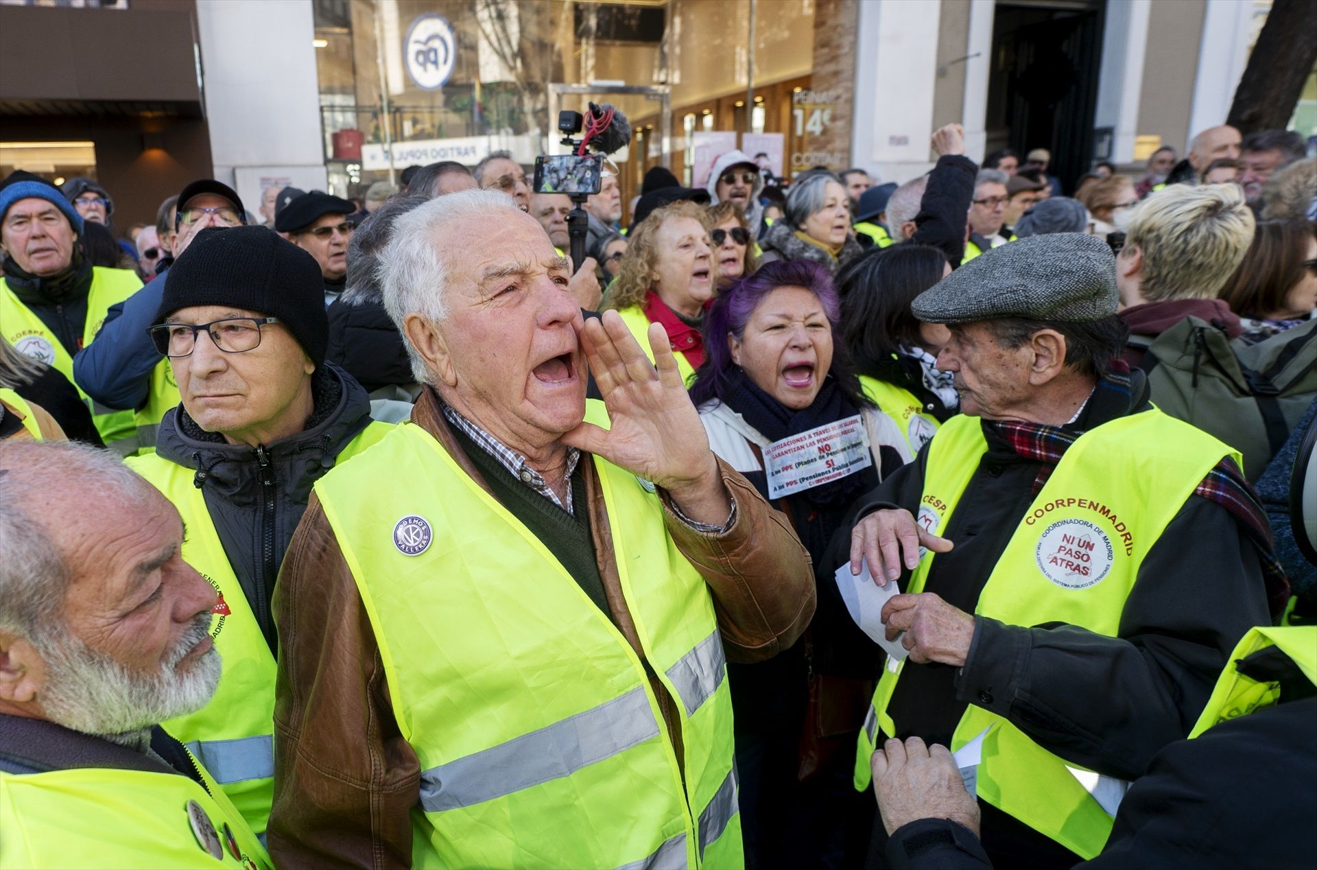 Todo lo que cambia en 2026: edad de jubilación, pensiones, mutualistas, jubilados penalizados...