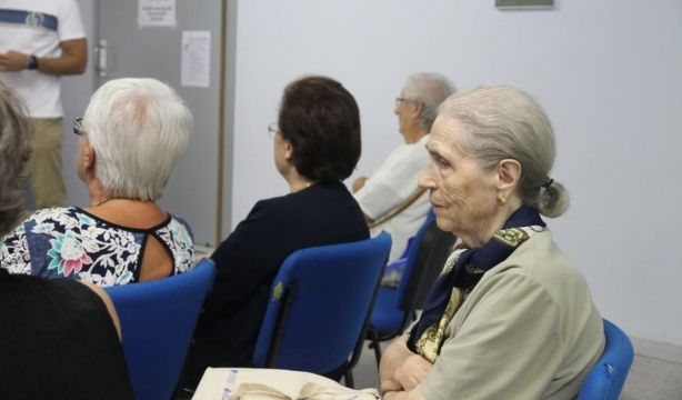 El 58% de la población ve inaccesibles los recursos contra la soledad no deseada. Fuente: Europa Press.