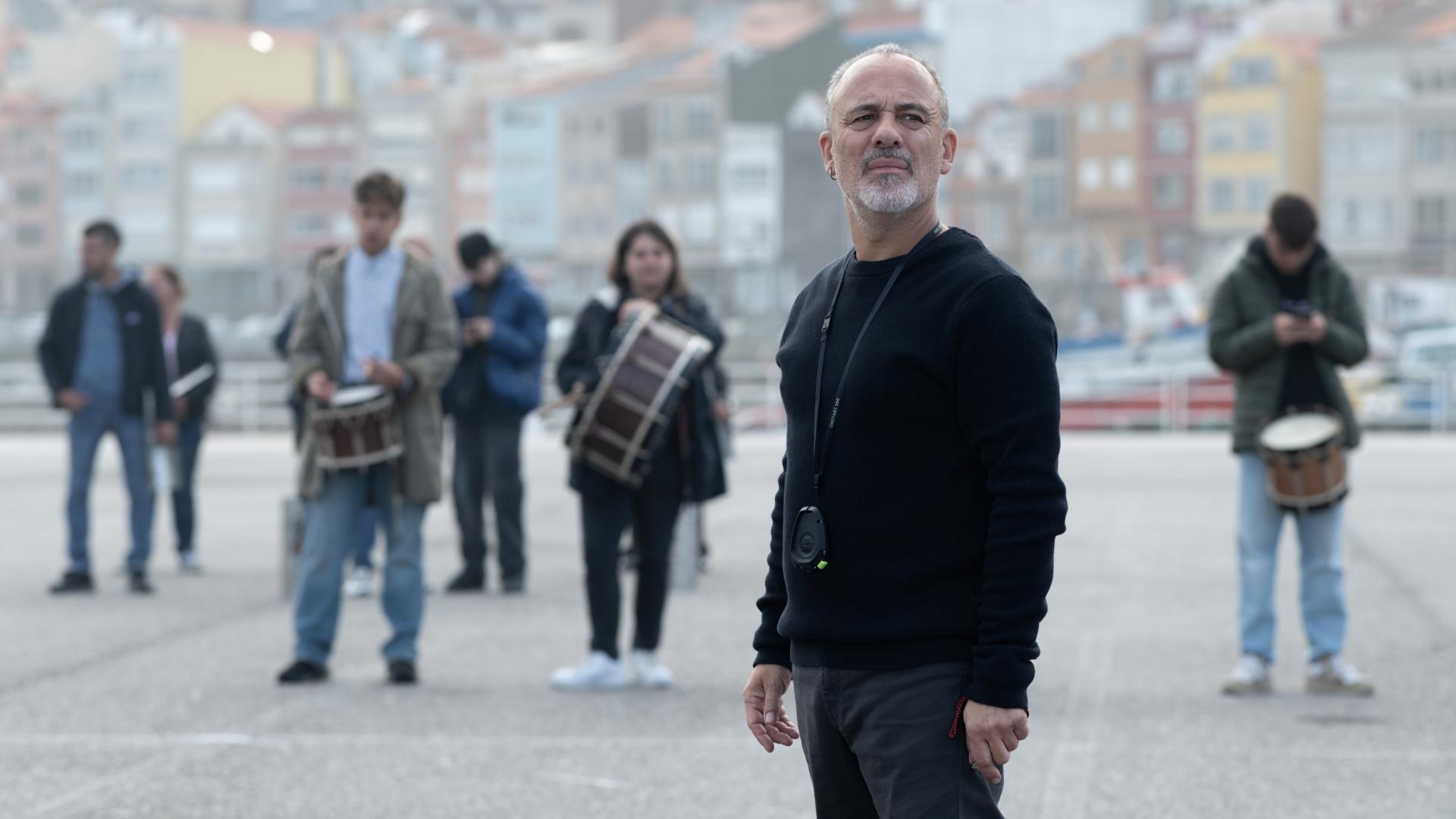 Javier Gutiérrez protagoniza 'Rondallas': "Parece que nos obligan a tanto enfrentamiento"