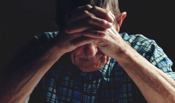 Los hombres de 85 años o más, el grupo con mayor tasa de suicidio en 2024