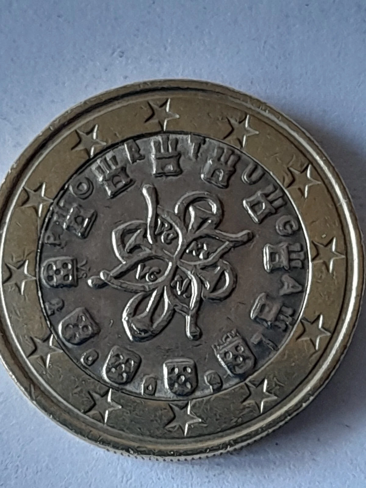 La moneda portuguesa de 1 euro que podría valer hasta 6.000 euros La moneda portuguesa de 1 euro que podría valer hasta 6.000 euros