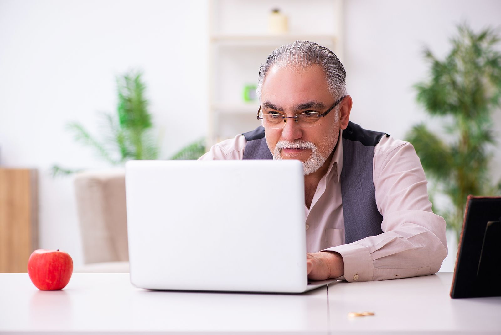 ¿Sabes qué es ‘egosurfing’? La Policía destaca la importancia de realizarlo