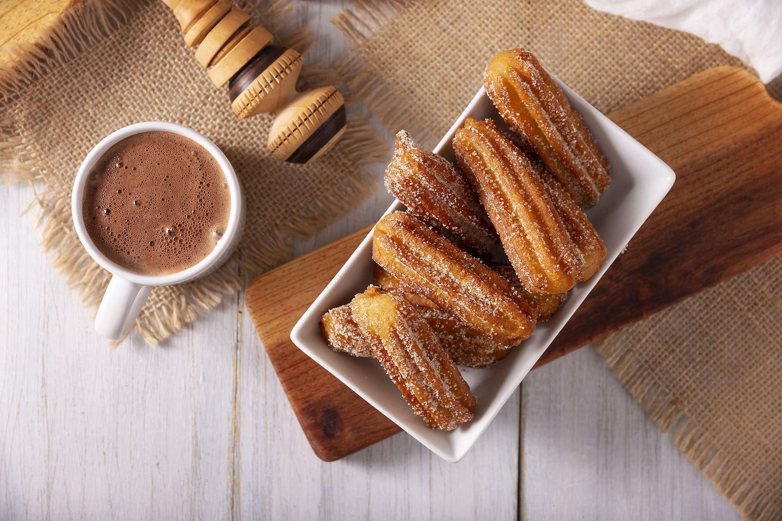 Un experto en churros revela cómo hacer una taza de chocolate perfecto