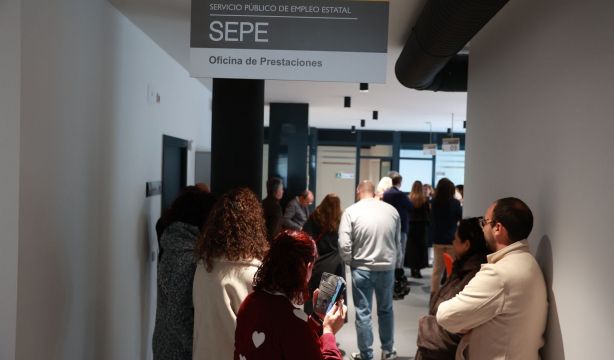 Paro sénior: La contratación de mayores de 45 no levanta cabeza en el cierre de 2025