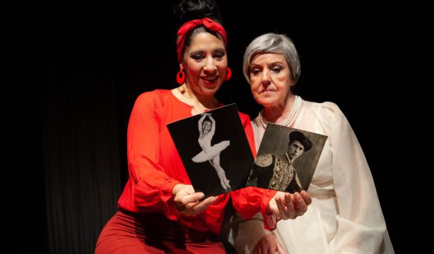 'Aplausos a Teresa' pone voz a la soledad y combate el edadismo desde el escenario