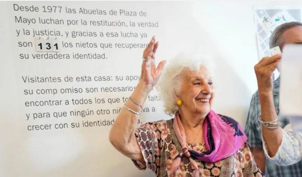 Las abuelas y las madres de Plaza de Mayo, premio Abogados de Atocha 2026