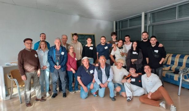 La cooperación entre generaciones, clave para que las ciudades sean amigables con los mayores