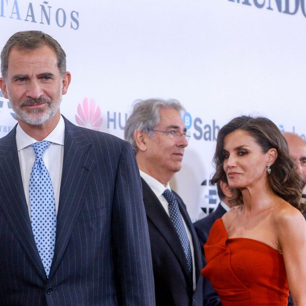 EuropaPress 2404393 (I D) La ministra de Política Territorial y Función Pública en funciones Meritxell Batet el Rey Felipe VI y la Reina Letizia asisten al acto de conmemoración del 30º Aniversario del diario 'El Mundo' en Madrid 