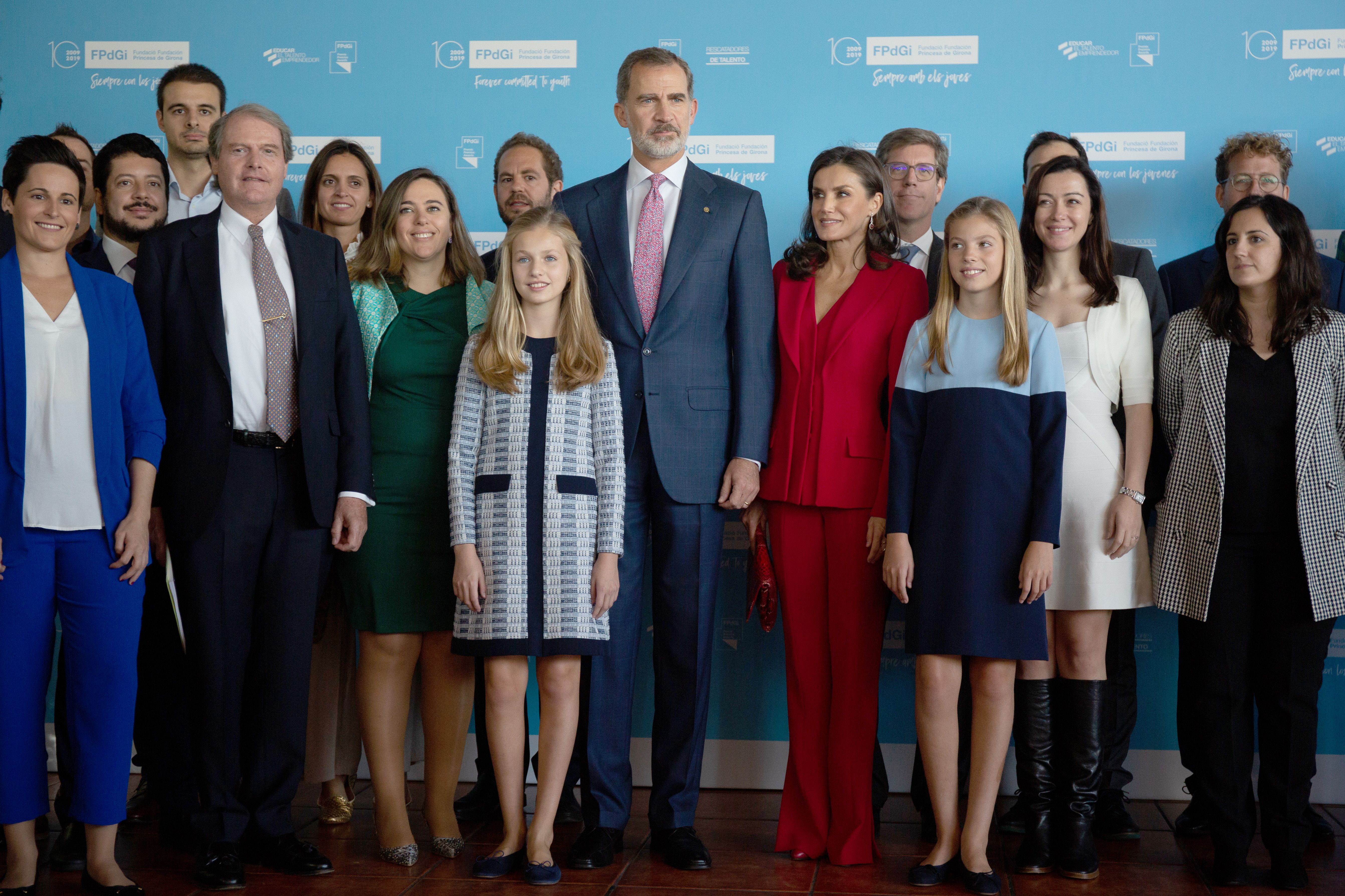 La Reina Letizia apuesta por el rojo