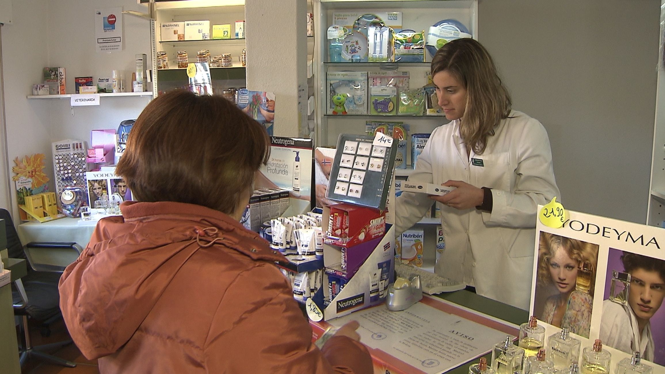 Farmacias rurales de municipios de Madrid acercarán medicamentos a los hogares de personas mayores (Europa Press)