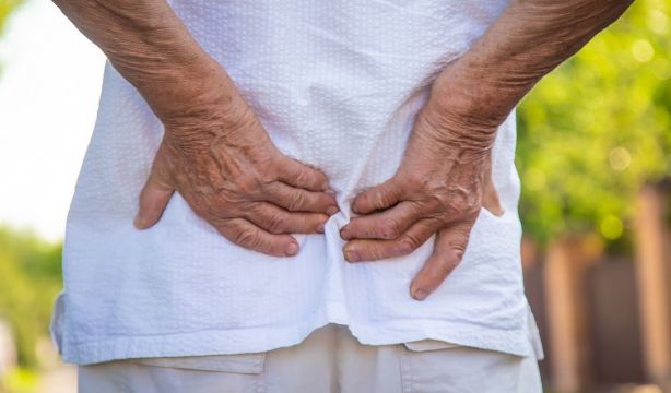 El sobrepeso y la obesidad aumentan significativamente el riesgo de dolor lumbar. Foto: Europa Press.