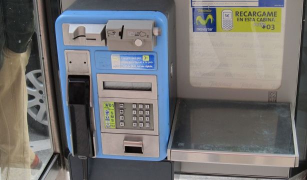 México recupera las cabinas telefónicas para combatir la brecha digital rural. Fuente: Europa Press.