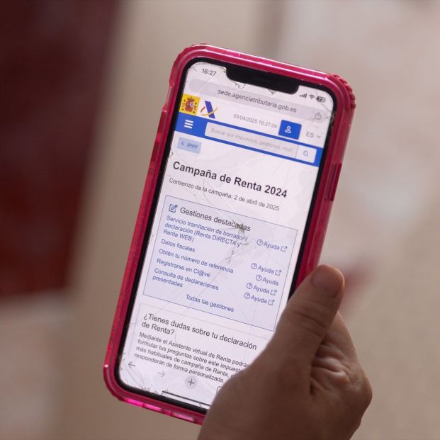 Casi 400.000 contribuyentes aún no han recibido la devolución de la renta. Fuente: Europa Press.