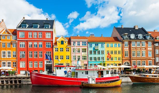 Los 5 destinos europeos que hay que evitar por San Valentín: uno es español