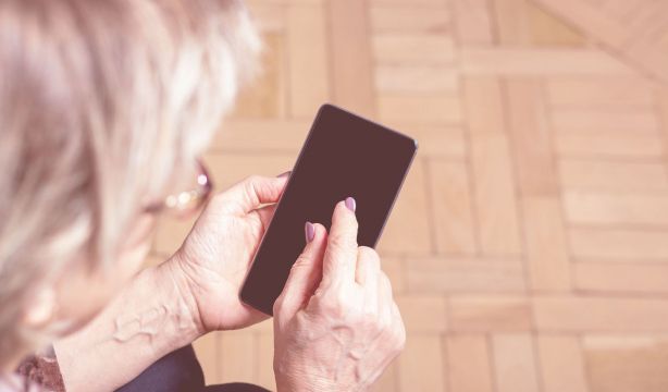 La PMP y la AEPD refuerzan su alianza para la protección de los mayores en el entorno digital