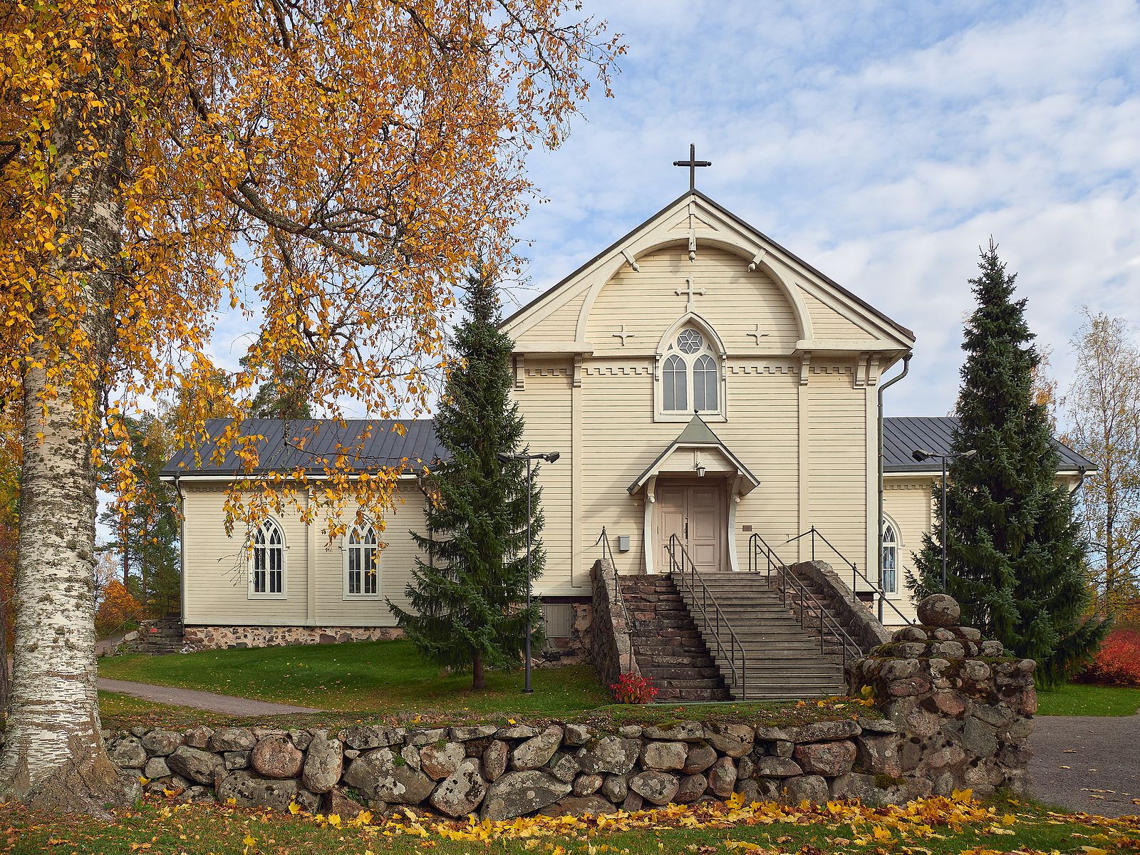 Un donante anónimo deja una herencia millonaria a los mayores de su pueblo