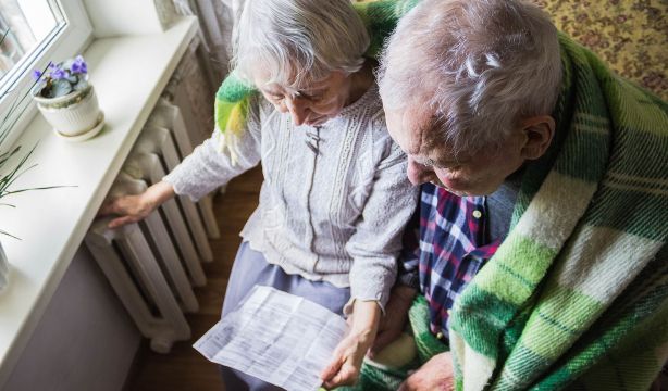 Los gastos del hogar se comen el 43,6% de los ingresos de las familias. Fuente: BigStock.