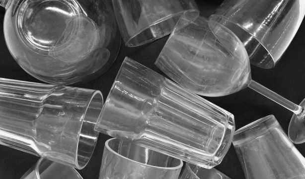 El ingrediente secreto para devolver el brillo a los vasos