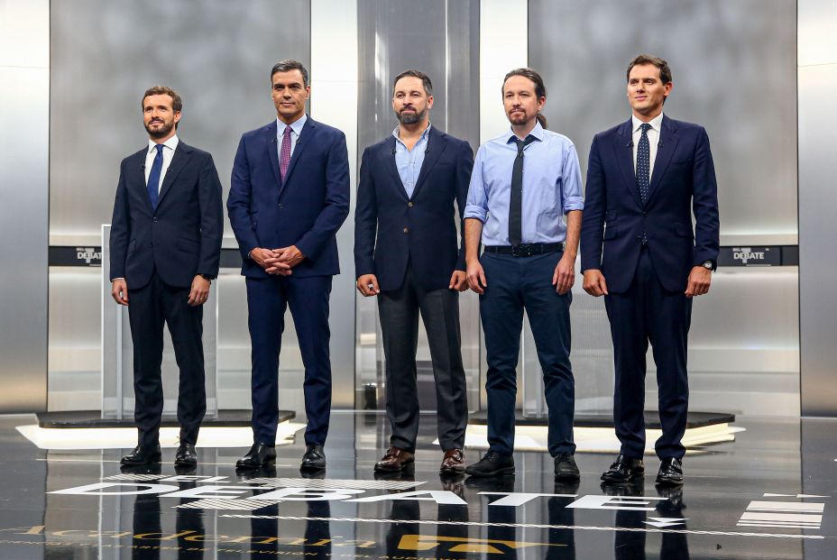 Pedro Sánchez Pablo Casado Pablo Iglesias Albert Rivera y Santiago Abascal antes del debate electoral en televisión en el Pabellón de Cristal de la Casa de Campo de Madrid el 4 de noviembre de 2019 