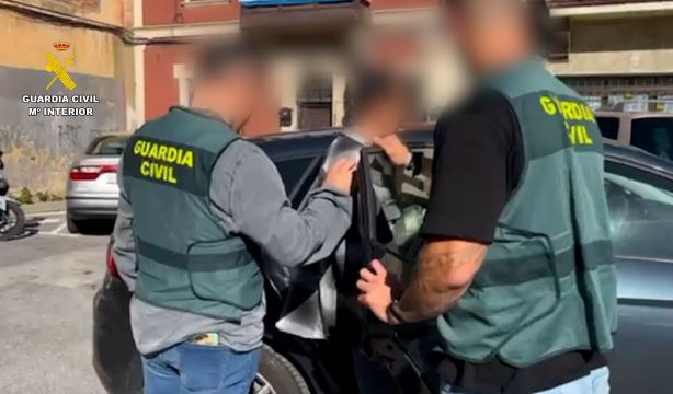 Liberado un octogenario utilizado por un grupo criminal para estafar a través de internet