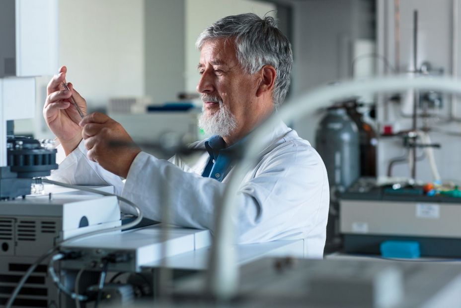 bigstock Senior chemistry professor doc 229268500 bigstock Senior chemistry professor doc 229268500