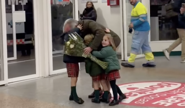 VÍDEO: Despedida sorpresa a uno de los médicos más queridos del Gregorio Marañón por su jubilación