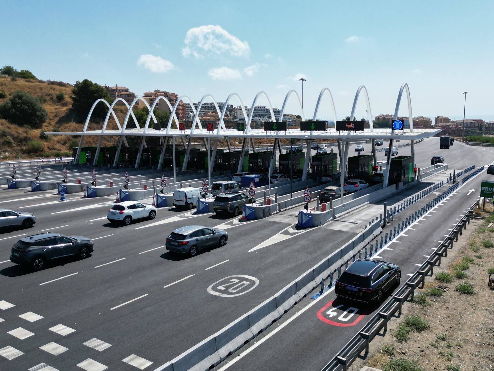 Obligan a indemnizar con 20.000 euros a una jubilada tras 44 años de trabajo en la AP-7