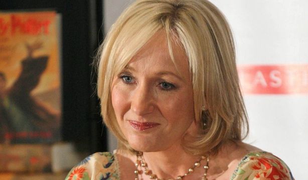 J.K. Rowling rompe su silencio y habla del cambio de la serie de Harry Potter frente a la películas