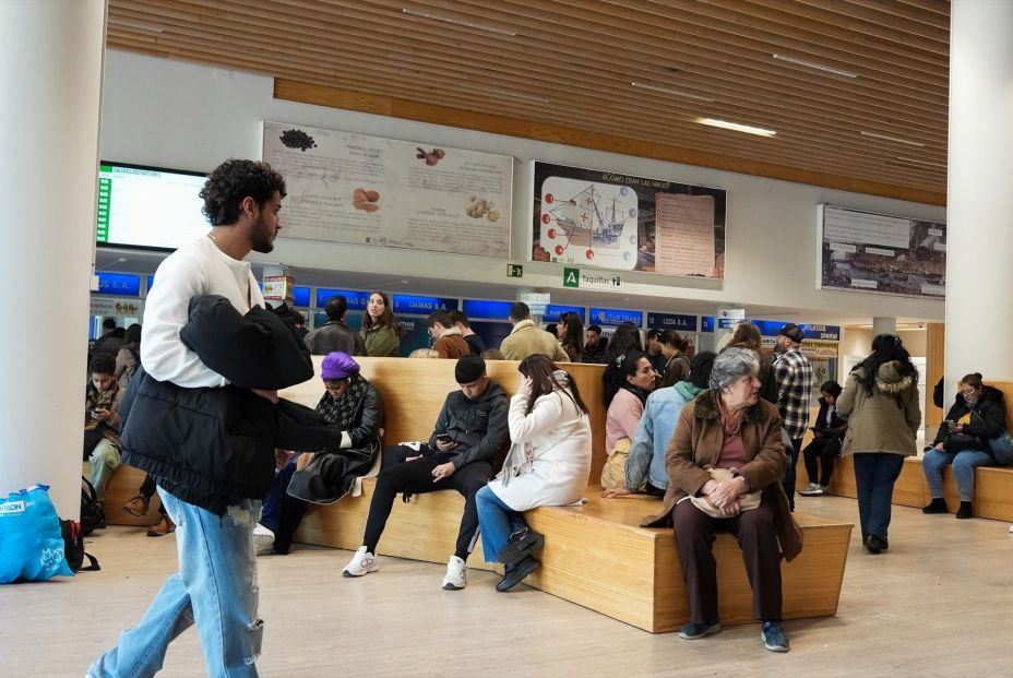 Consumo impulsa una norma para evitar subidas de precios en transporte tras el accidente de Adamuz