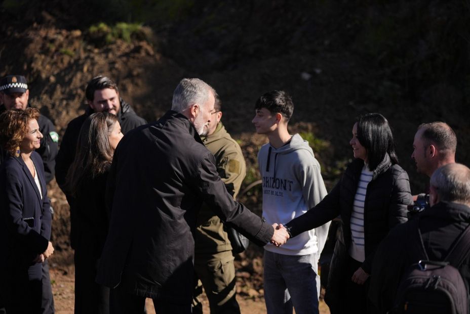 Un joven de 16 años relata a los Reyes cómo ayudó con un amigo a auxiliar a heridos: "Sólo pensaba en ayudar"
