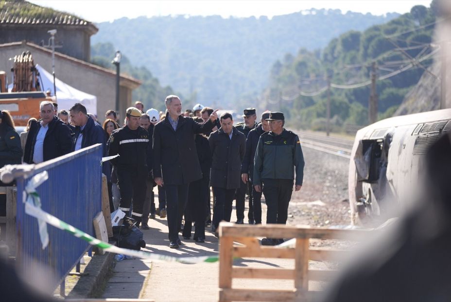 Un joven de 16 años relata a los Reyes cómo ayudó con un amigo a auxiliar a heridos: "Sólo pensaba en ayudar"