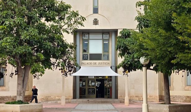 Cárcel para el dueño de unos perros que mataron a un hombre por no indemnizar a la familia