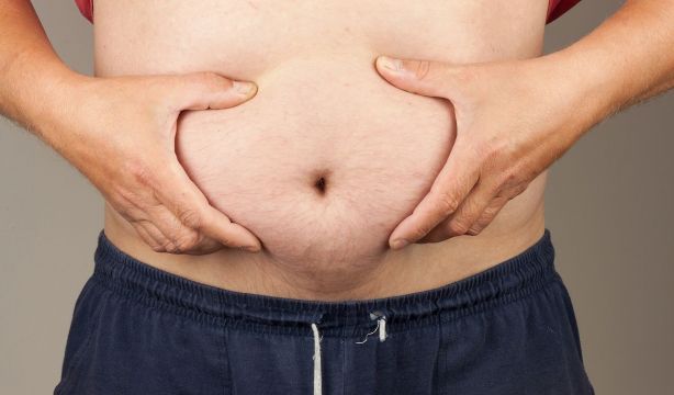 Más de la mitad de los españoles reconoce tener kilos de más. Fuente: BigStock.