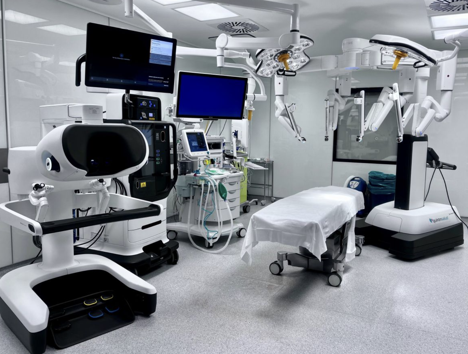 La Fundación Jiménez Díaz, primer hospital de Madrid en contar con tres Da Vinci