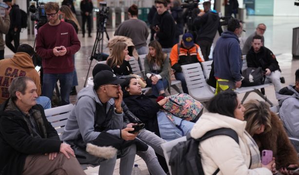 EuropaPress 7233819 varias personas estacion sants servicio rodalies suspendido 21 enero 2026