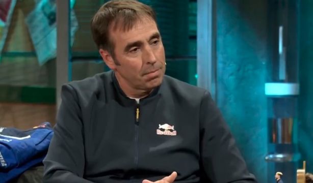 Nani Roma, tras asistir a un coche accidentado señalizado con la baliza V16: "No se ve nada"