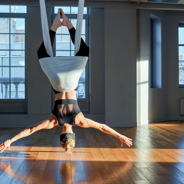 Estos son los beneficios del aeroyoga para las personas mayores Estos son los beneficios del aeroyoga para las personas mayores