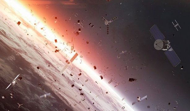 Científicos desarrollan un nuevo método para rastrear la basura espacial cuando cae a la Tierra