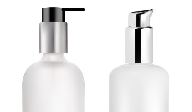 El truco con el móvil para saber cuánta crema queda en los envases opacos