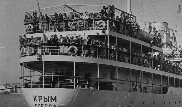 Sumar pide que el Gobierno pague a los 'Niños de la Guerra' la pensión que Rusia eliminó