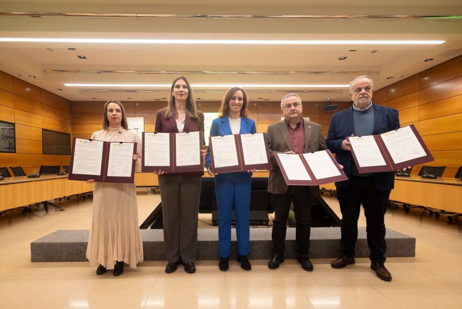 Sanidad y los sindicatos del Ámbito llegan a un acuerdo para aprobar un nuevo Estatuto Marco