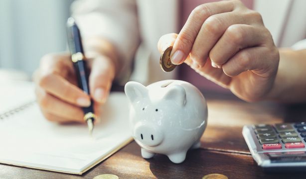 ¿Necesitas ahorrar? Aplica la regla de los 30 días para evitar compras innecesarias