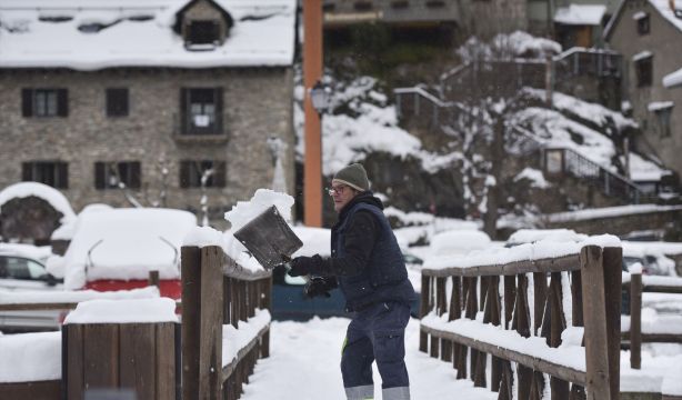 El frío podría disparar el precio de la luz en febrero a 105 euros/Mwh