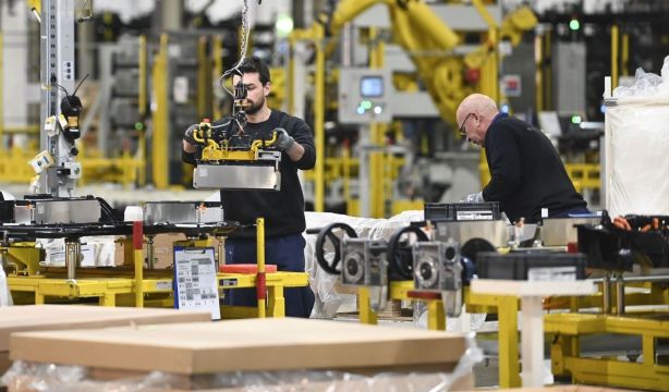 El paro cae por debajo del 10% por primera vez en 17 años